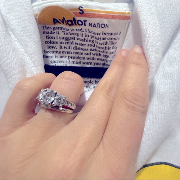 Size small Aviator Nation White Hoodie Yellow Smiley Face excellent condition - Picture 4 of 4